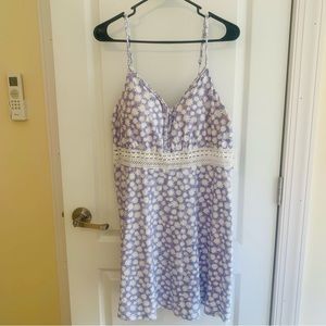 No Boundaries Juniors Crochet Waist Purple/White Flower Dress Size 21 or 3XL NWT